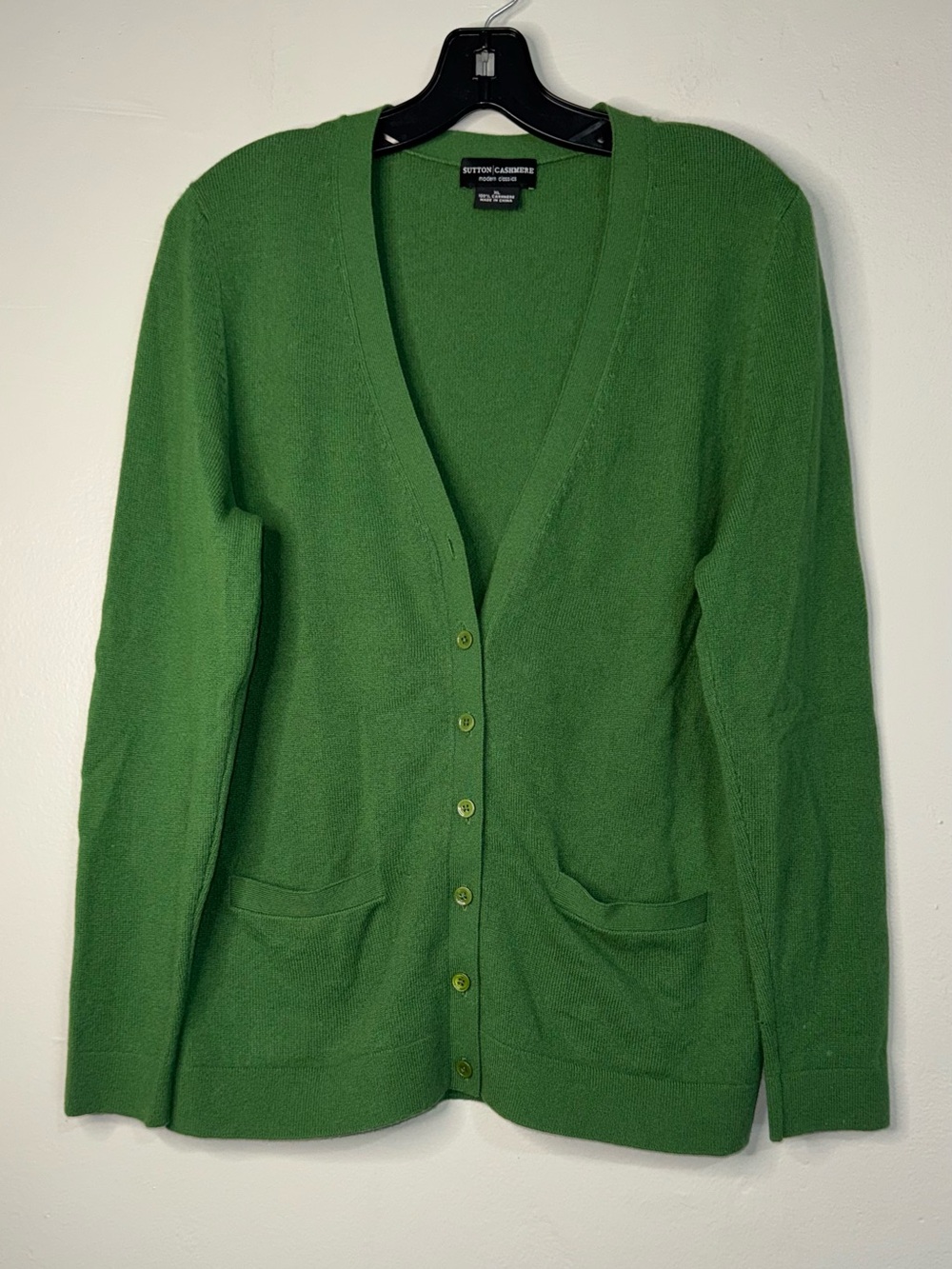 Sutton Cashmere Green V-Neck Button-Front Cardigan